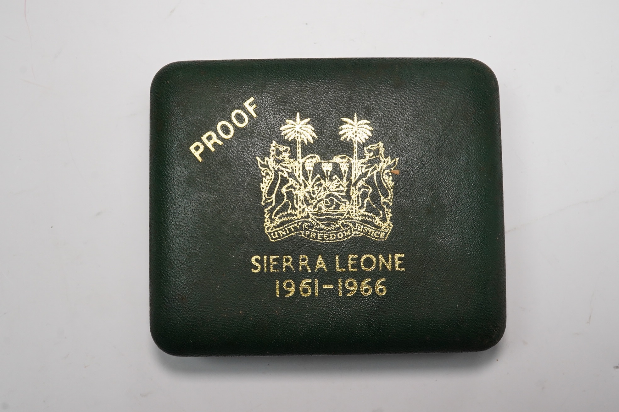 Gold coins, Sierra Leone, quarter ‘golde’ coin, commemoration of the fifth anniversary of Independence 1961-1966, Limited edition 600, cased